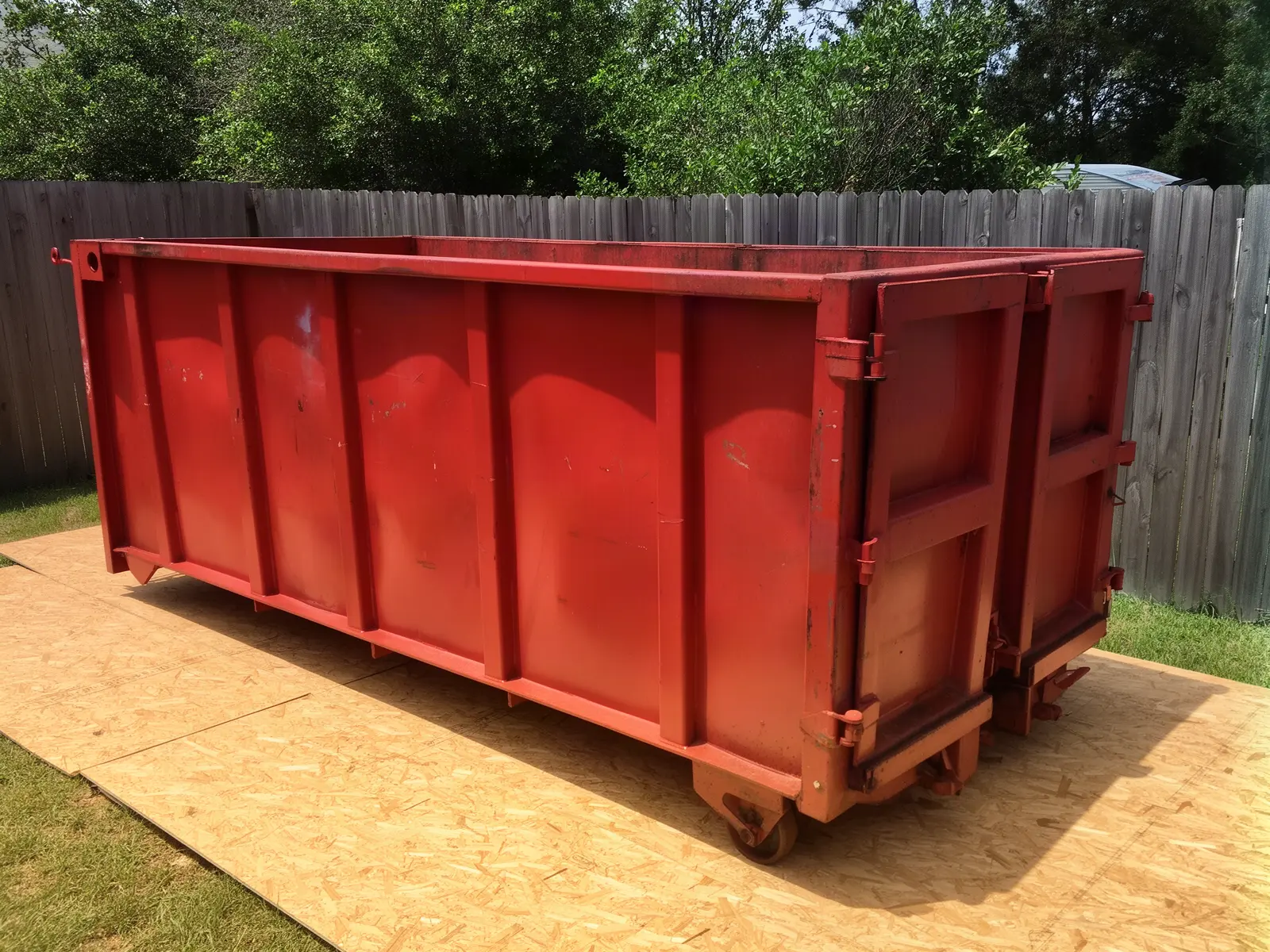 Roll-off dumpster from Granite Rock Dumpster Rental in Pullman, WA